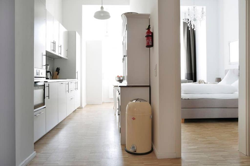 Sc 06 By Rockchair Apartments L Superhost Status L 4 Bedrooms Boxspringbeds 2 Bathrooms Balcony Elevator - Cozy Family & Business Flair Welcomes You! Berlim Exterior foto