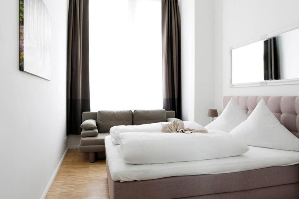 Sc 06 By Rockchair Apartments L Superhost Status L 4 Bedrooms Boxspringbeds 2 Bathrooms Balcony Elevator - Cozy Family & Business Flair Welcomes You! Berlim Exterior foto