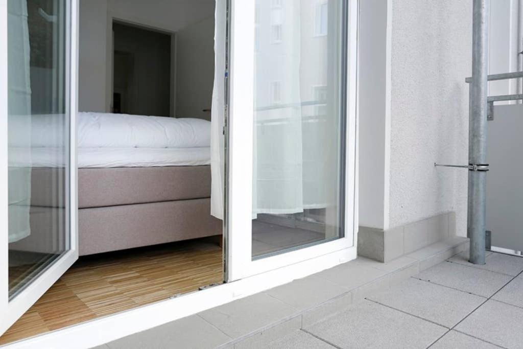 Sc 06 By Rockchair Apartments L Superhost Status L 4 Bedrooms Boxspringbeds 2 Bathrooms Balcony Elevator - Cozy Family & Business Flair Welcomes You! Berlim Exterior foto